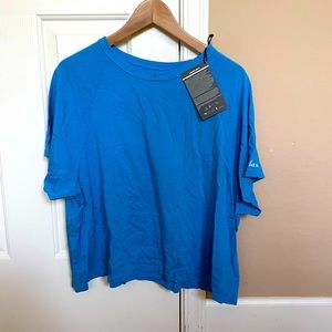 Good hYOUman c’est la vie t-shirt